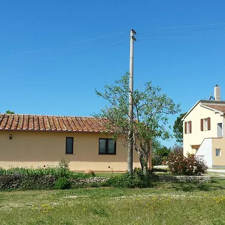 Farm stay Agriturismo Podere La Cascata *