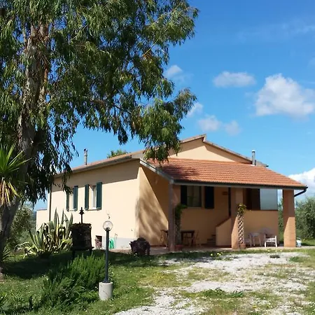 Agriturismo Podere La Cascata Farm stay *