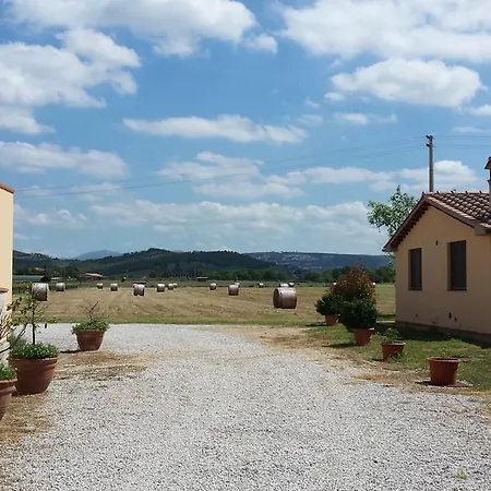 Agriturismo Podere La Cascata Farm stay *